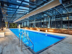 Innenpool, beheizter Pool