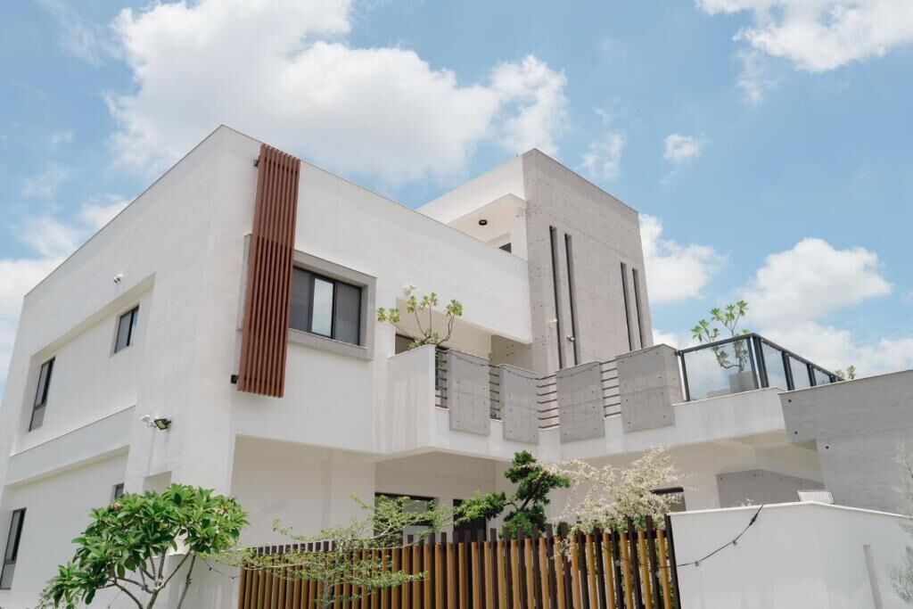 เบสิกสตูดิโอ, ระเบียง, วิวภูเขา | บริเวณภายนอก