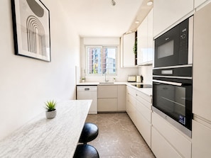 Apartment | Private kitchen - Élégant Appartement à Levallois-Perret (Levallois-Perret)