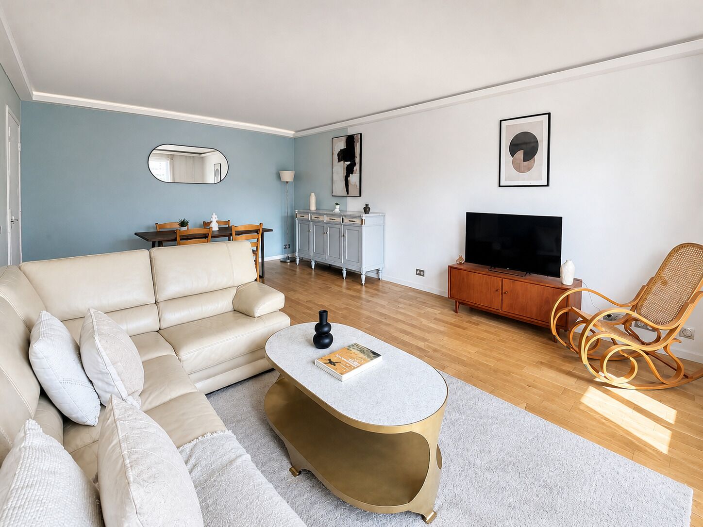 Apartment | Living area