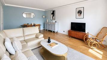 Apartment | Living area