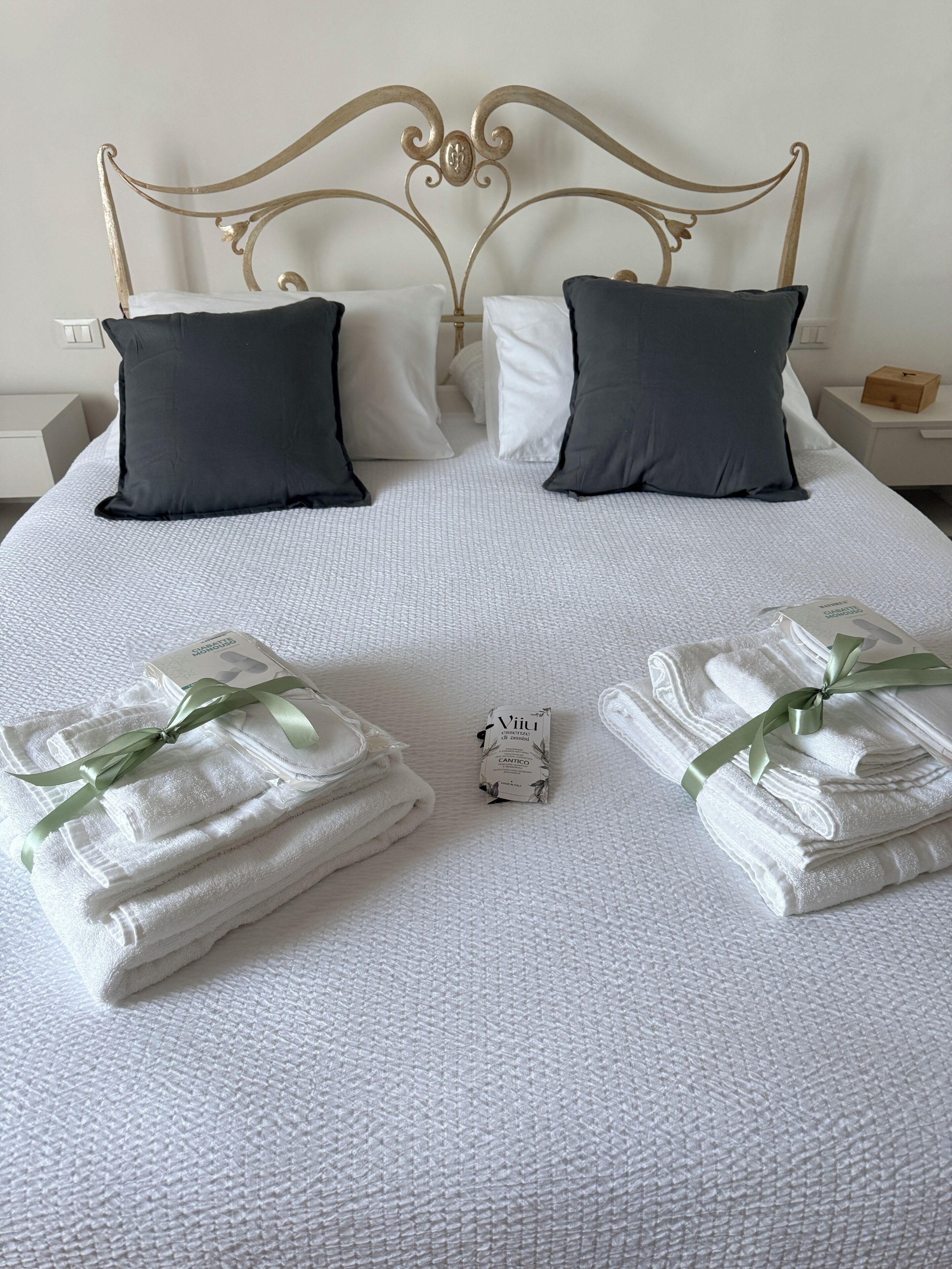 2 bedrooms, WiFi, bed sheets