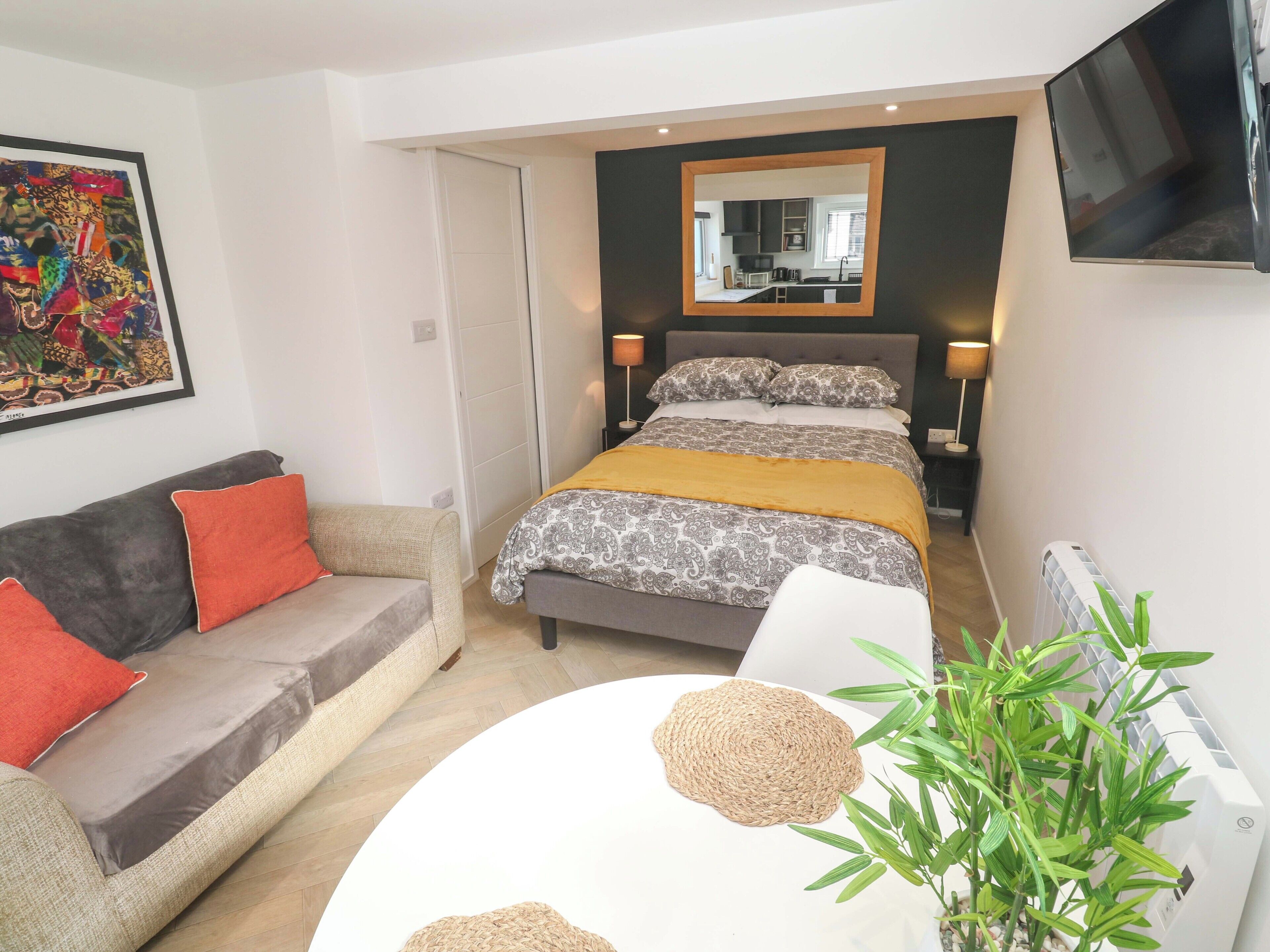 1 bedroom, free WiFi, individually decorated, individually furnished