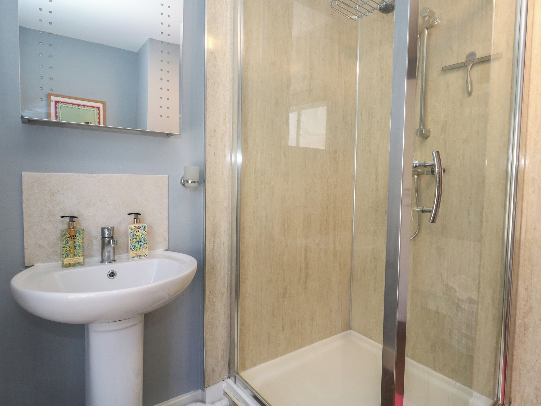 Cottage | Bathroom | Shower