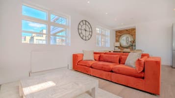 Apartment | Living room