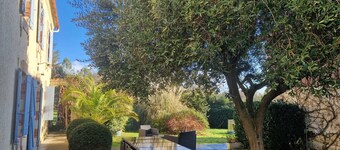 Country house with swimming pool