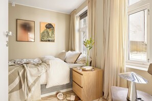 Iron/ironing board, WiFi, bed sheets - Stay at Bryggen - Modern 1 bedroom apartment! (Bergen)