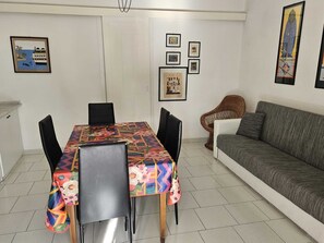 Dining - Vrbo Property (Baia Verde)