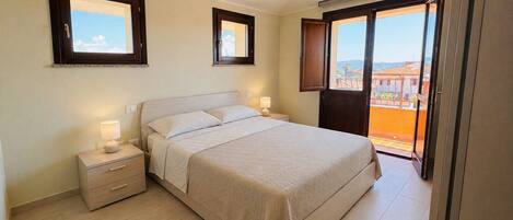 2 chambres, fer et planche Ă repasser, Wi-Fi, draps fournis