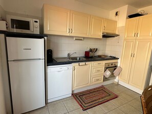 Refrigerador, parrilla de estufa y lavavajillas 
