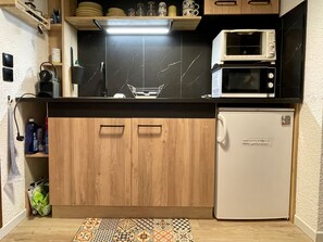 Fridge, microwave, oven, stovetop - Practical studio - 4 guests (Les Carroz d'Arâches)