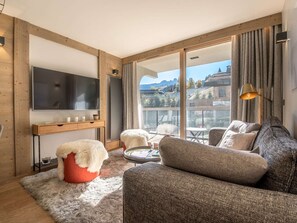 Living area - Courchevel 1550 - Quiet Apartment for 6, Southeast Balcony (Courchevel 1550)
