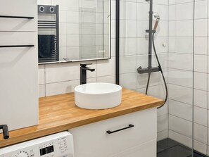 Bathroom - T3 Apartment steps from the beach (Palavas-les-Flots)