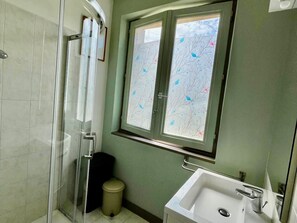 Bathroom - Central house, pets welcome - 4 guests (La Roche-Posay)