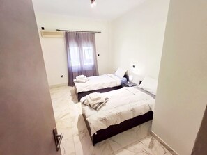 House - Fotis Urban Athens Beauty (Nea Ionia)