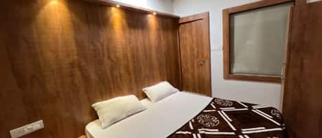 Habitación doble Deluxe, vista a la ciudad | Wifi gratis