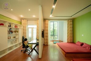 Basic-Studio, Balkon | Schallisolierte Zimmer, kostenloses WLAN