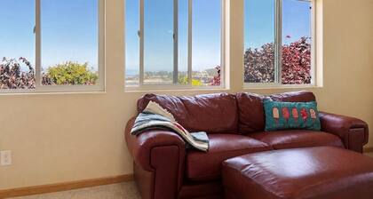 A Pacific View - Waldport