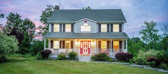 Spacious Summer Oaisis 4-bedroom house with AC in Kerhonkson