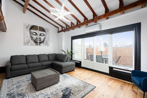 2-Story Penthouse loft w/ Private Terrace