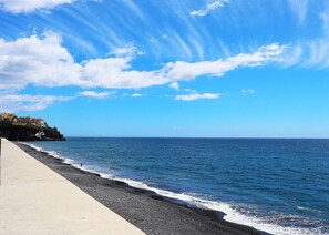 Am Strand, Liegestühle