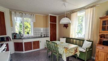 House | Dining