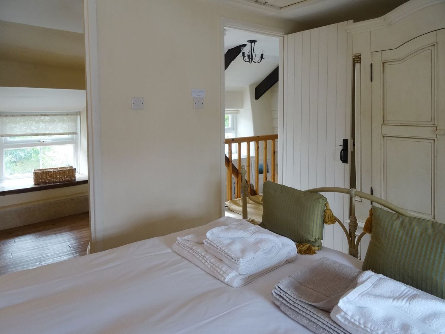 3 bedrooms, WiFi (free), individually decorated, individually furnished
