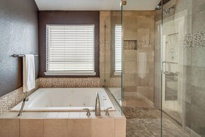 Interior - 4 Mi to Toyota Stadium! Spacious Frisco Retreat (Frisco)