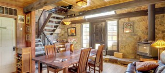 Historical Mtn-view Getaway w/ Hot Tub in Sandy!