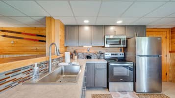Apartment (1 Bedroom) | Interior