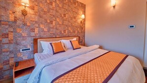 Suite | Wi-Fi gratis dan seprai linen