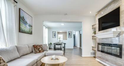 3/4 Mi to Eat Street! Midtown Mini Hideaway