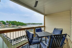 Interior - Lake & Boat Slip Access! Family Gem in Osage Beach (Osage Beach)