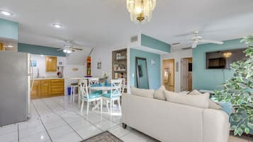 Casa (2 Bedrooms) | Interior