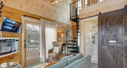 Handcrafted Tiny Home, Near Dtwn Boone