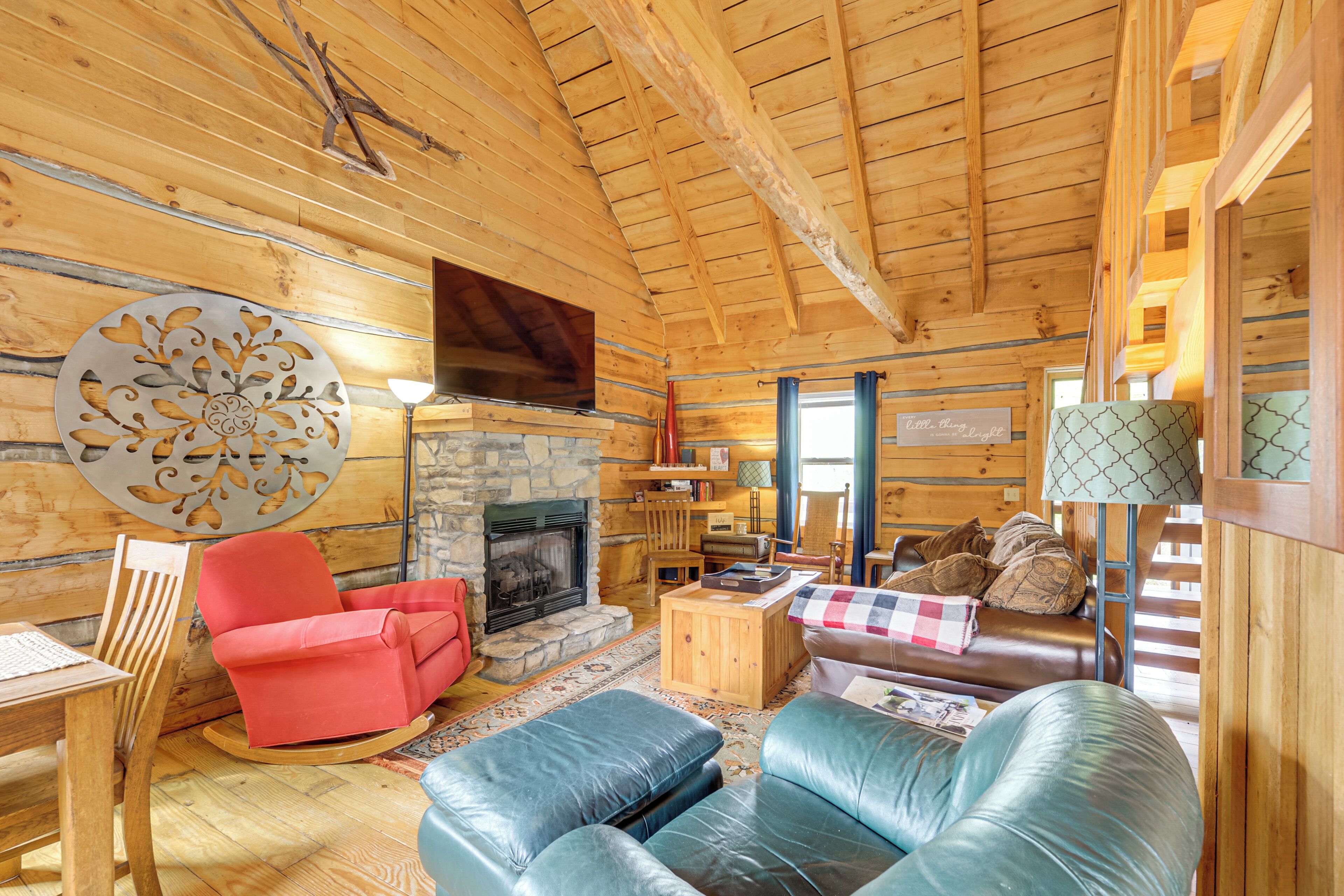 House (2 Bedrooms) | Interior