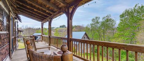 House (2 Bedrooms) | Front of property