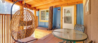 Mountain-side Getaway w/ Grill in Jemez Springs!