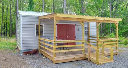 Ramp Entry! Quaint Cottage Near Greers Ferry Lake
