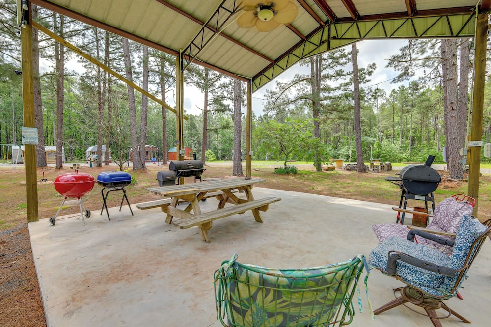 2 Mi to Greers Ferry Lake Boat Ramp! Cozy Studio - Little Red River, AR