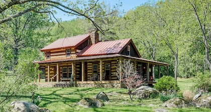 Trout Stream Access! Rural Buchanan Cabin