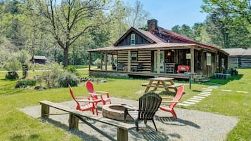 House (2 Bedrooms) | Front of property