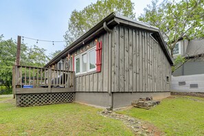 Interior - Walk to Dtwn Brevard! Mtn Escape w/ Fire Pit (Brevard)