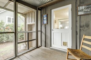 Interior - Walk to Dtwn Brevard! Mtn Escape w/ Fire Pit (Brevard)
