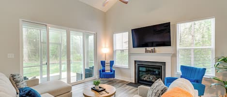 Apartment (4 Bedrooms) | Front of property