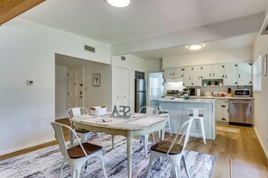 House (3 Bedrooms) | Interior - 5 Mi to Perido Key Beach: Home w/ Game Room! (Pensacola)