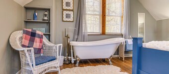 Easy River Access! Family Retreat By Lake Freeman