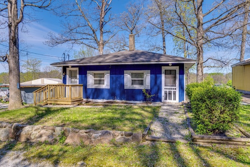 Large Deck, Water Views! Home Near Lake Freeman