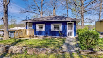 House (3 Bedrooms) | Front of property