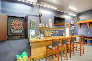 Interior - Game Room & On-site Golf Course! Lake Almanor Home (Westwood)